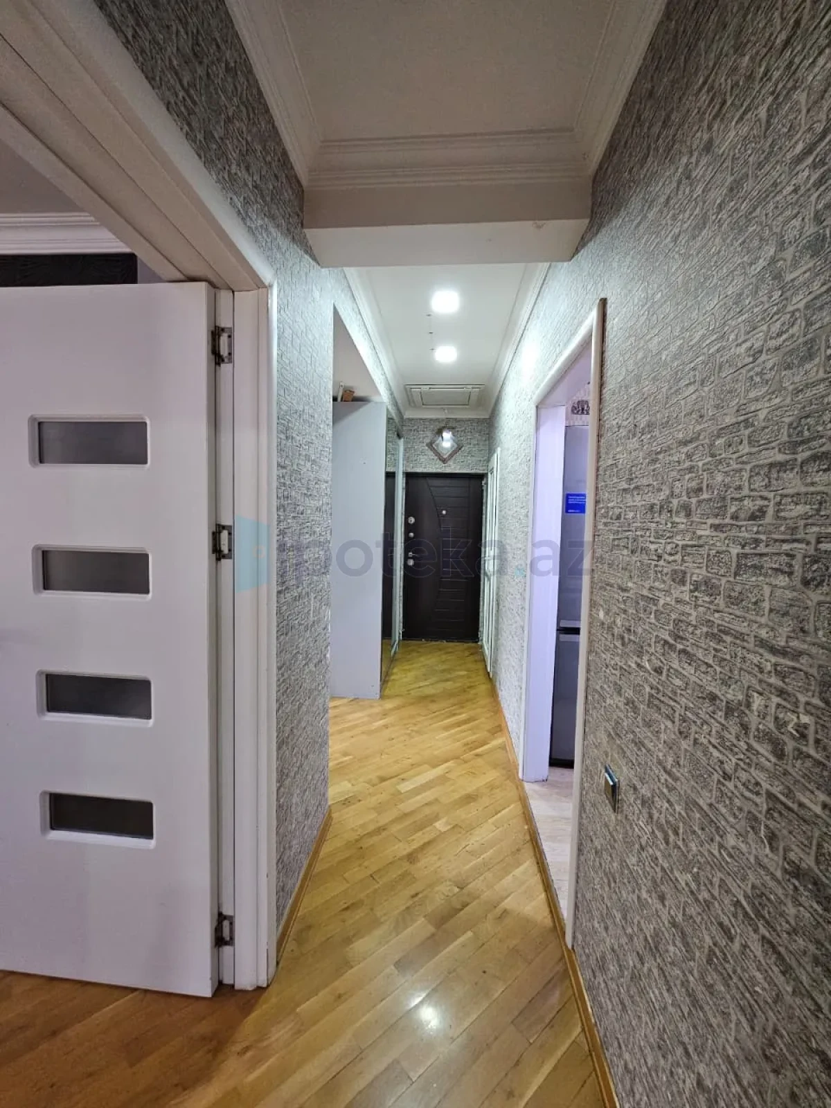 Satılır 3 otaqlı yeni tikili 70 m²