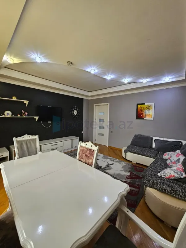 Satılır 3 otaqlı yeni tikili 70 m²