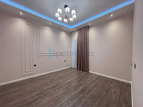 Satılır 4 otaqlı mənzil 160 m²