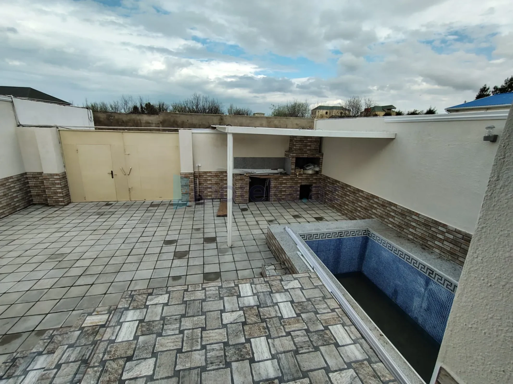 Satılır 3 otaqlı mənzil 70 m²