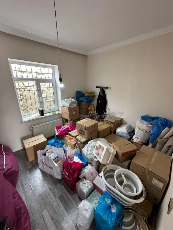 Satılır 4 otaqlı həyət evi 140 m²