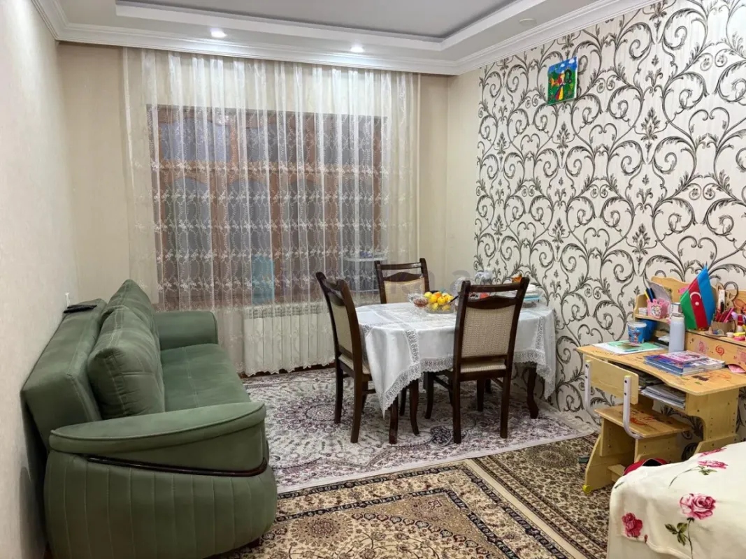 Satılır 2 otaqlı köhnə tikili 49 m²