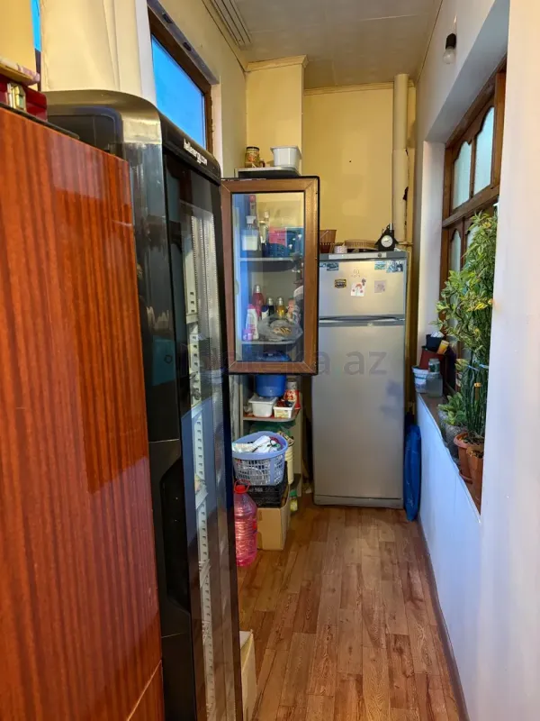 Satılır 2 otaqlı köhnə tikili 49 m²