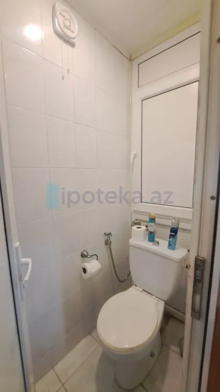 Satılır 3 otaqlı köhnə tikili 66.7 m²