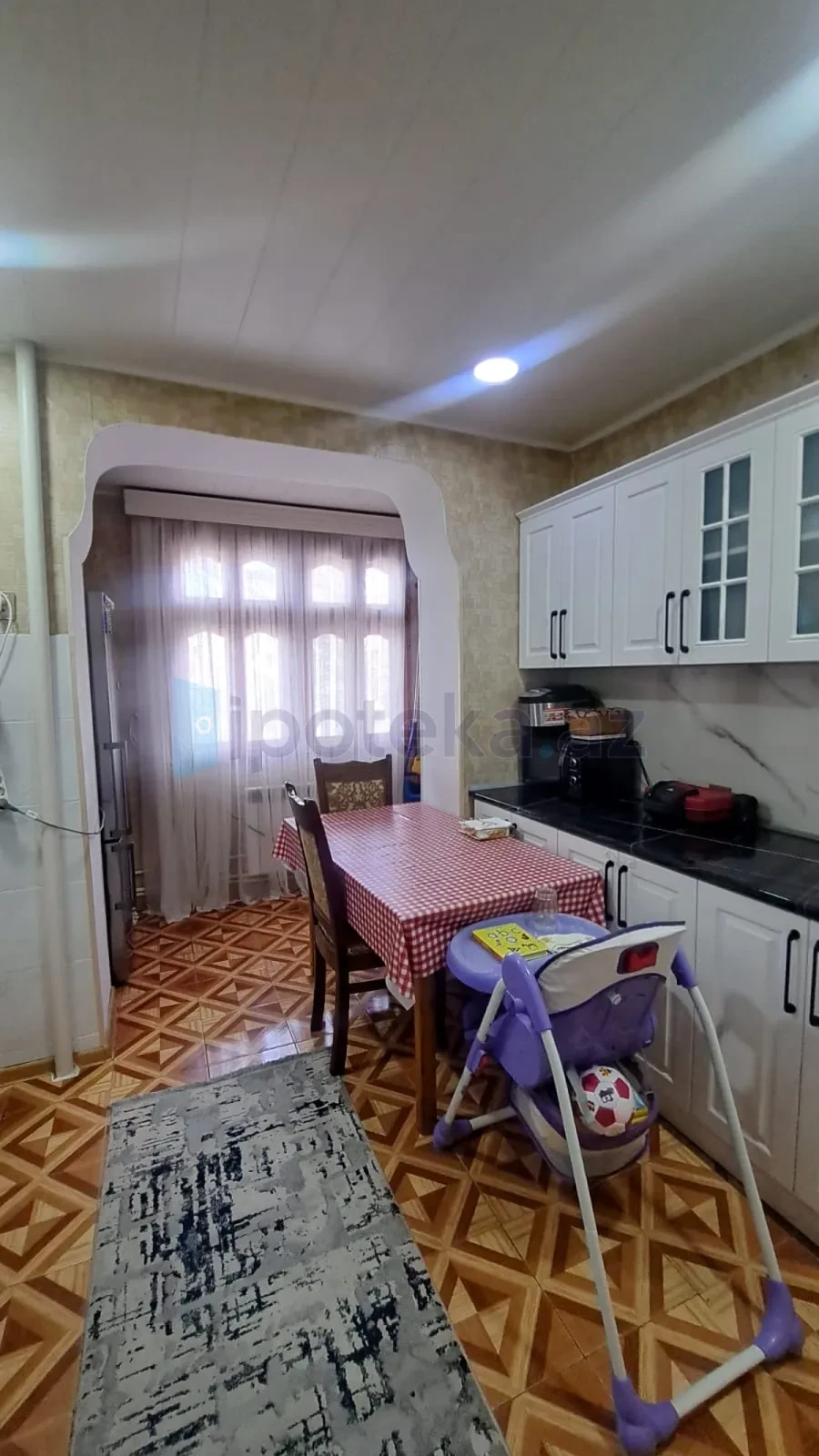 Satılır 3 otaqlı köhnə tikili 66.7 m²