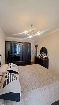 Satılır 3 otaqlı köhnə tikili 66.7 m²