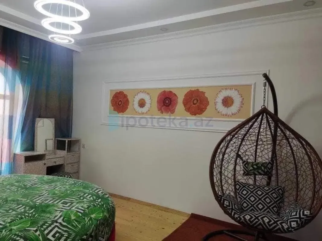 Satılır 4 otaqlı həyət evi 100 m²