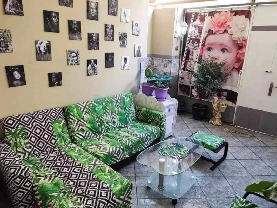 Satılır 4 otaqlı həyət evi 100 m²