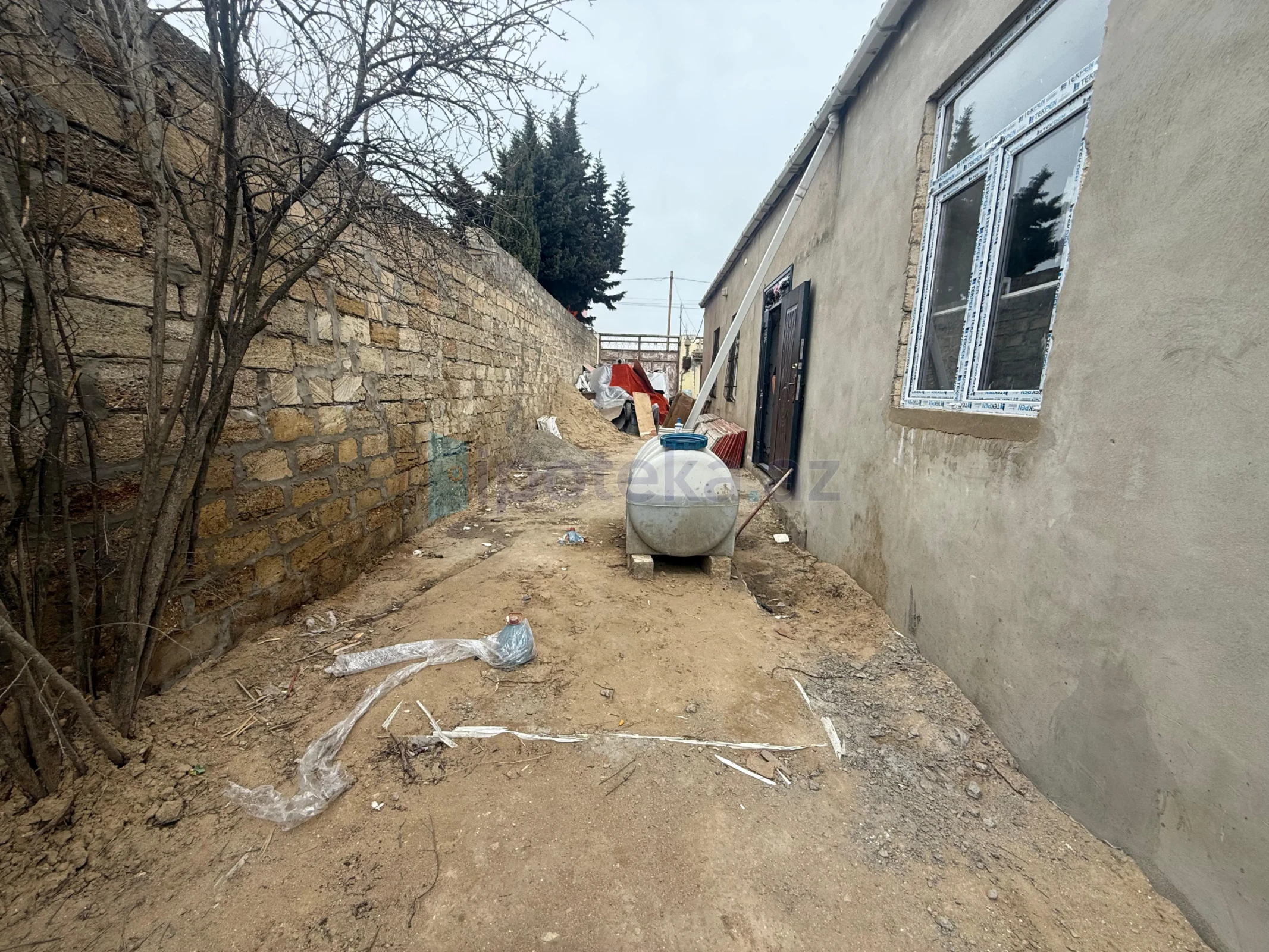 Satılır 4 otaqlı həyət evi 120 m²