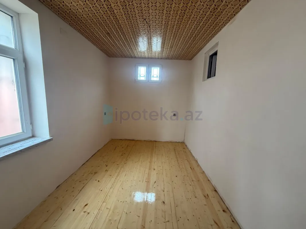 Satılır 4 otaqlı həyət evi 120 m²