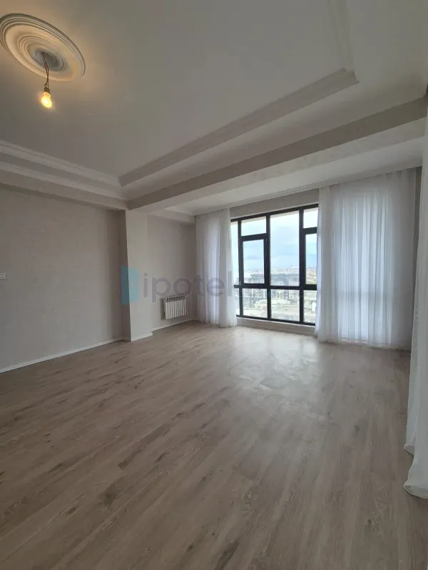 Satılır 3 otaqlı yeni tikili 106 m²