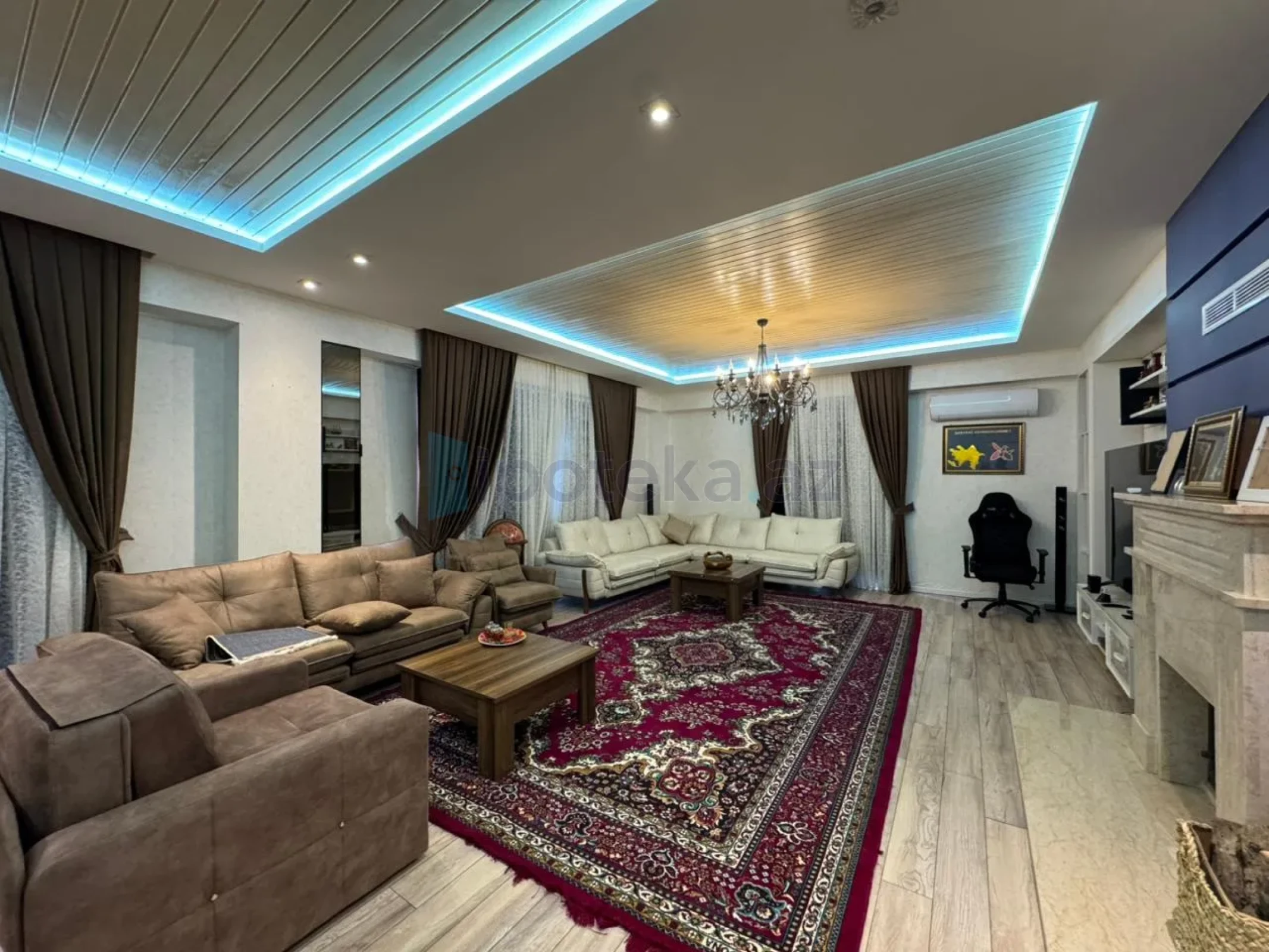 Satılır 8 otaqlı mənzil 450 m²