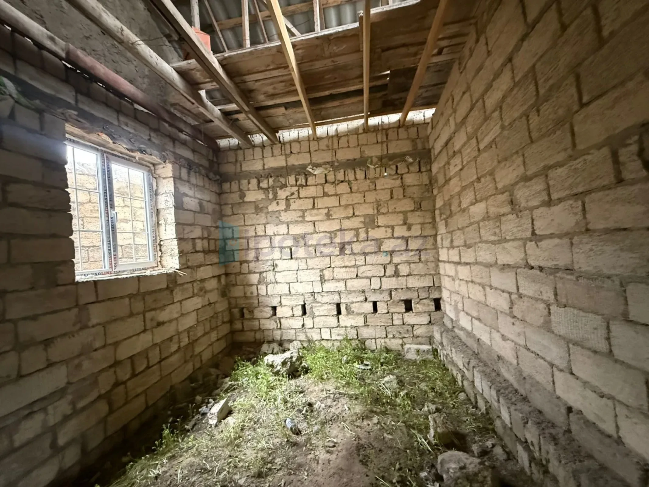 Satılır 3 otaqlı həyət evi 100 m²