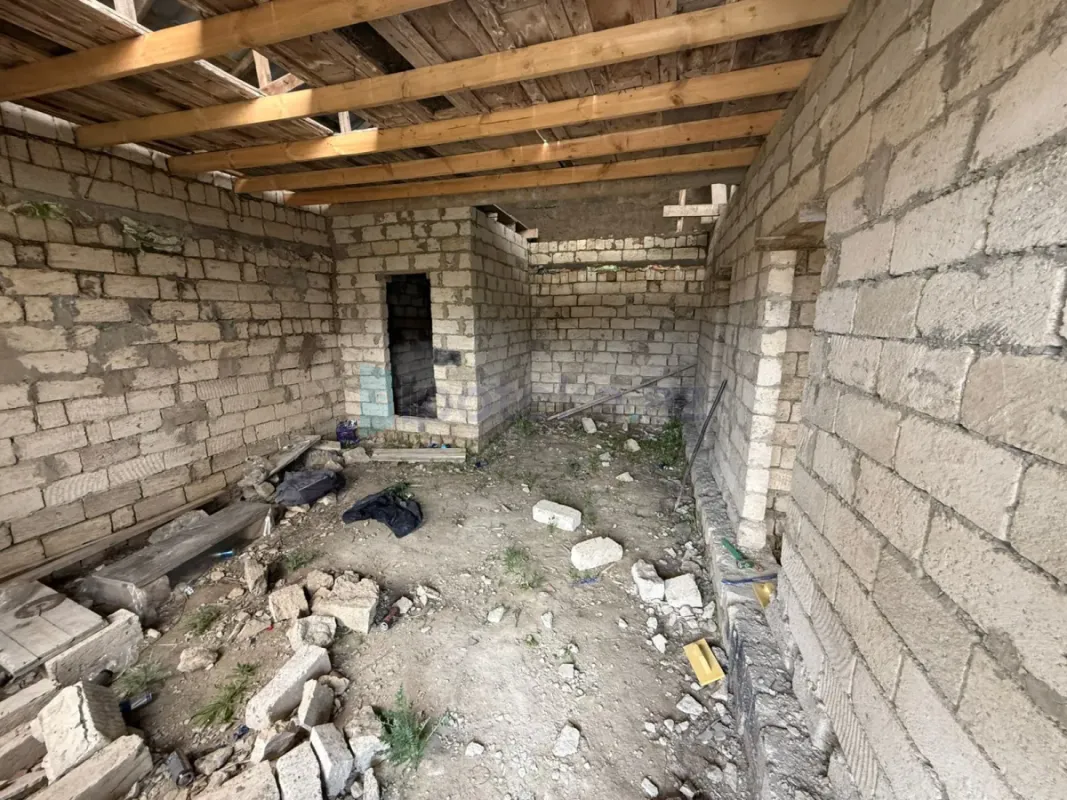 Satılır 3 otaqlı həyət evi 100 m²
