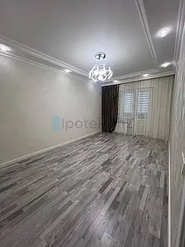 Satılır 2 otaqlı köhnə tikili 70 m²