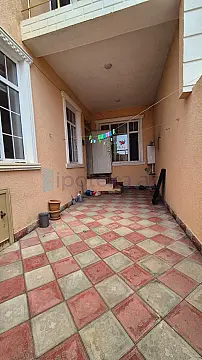 Satılır 2 otaqlı həyət evi 125 m²