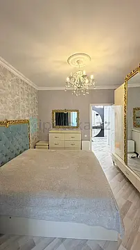 Satılır 3 otaqlı köhnə tikili 70 m²