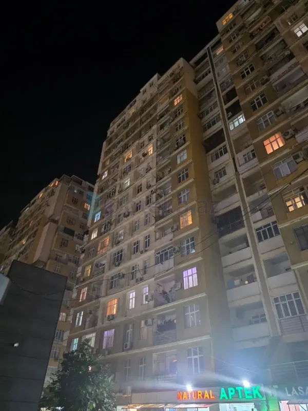 Satılır 3 otaqlı yeni tikili 118 m²