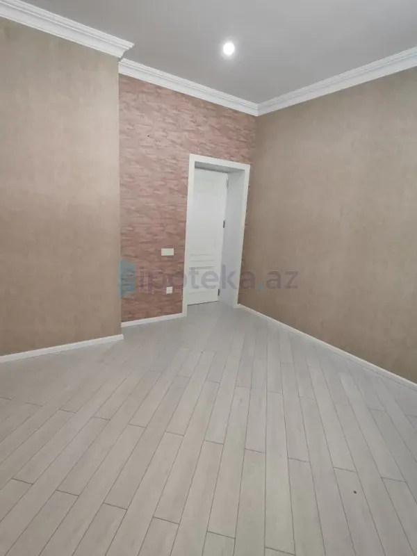 Satılır 2 otaqlı yeni tikili 65 m²