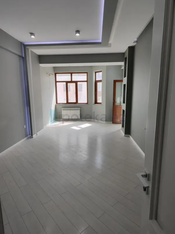 Satılır 2 otaqlı yeni tikili 65 m²