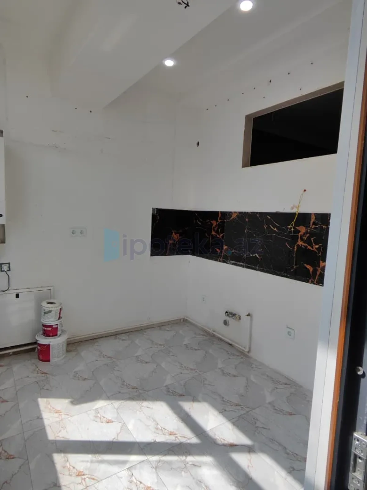 Satılır 2 otaqlı yeni tikili 65 m²