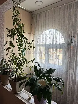 Satılır 3 otaqlı köhnə tikili 75 m²