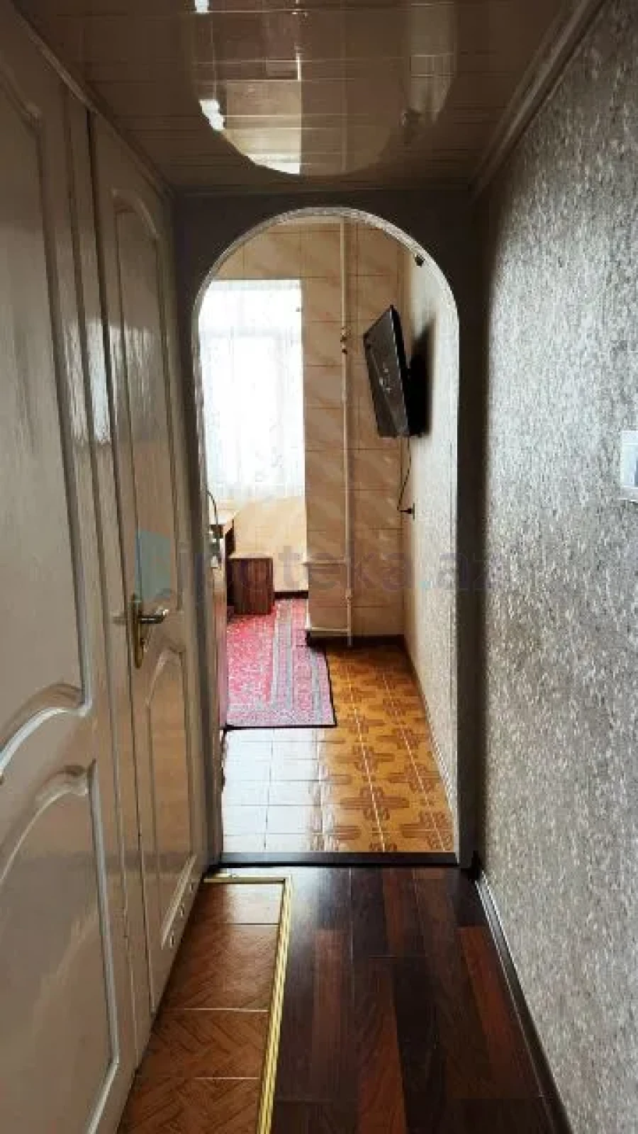 Satılır 3 otaqlı köhnə tikili 75 m²