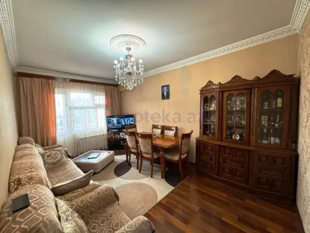 Satılır 3 otaqlı köhnə tikili 75 m²
