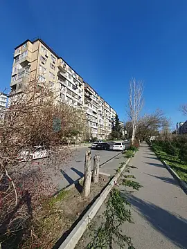 Satılır 2 otaqlı köhnə tikili 55 m²