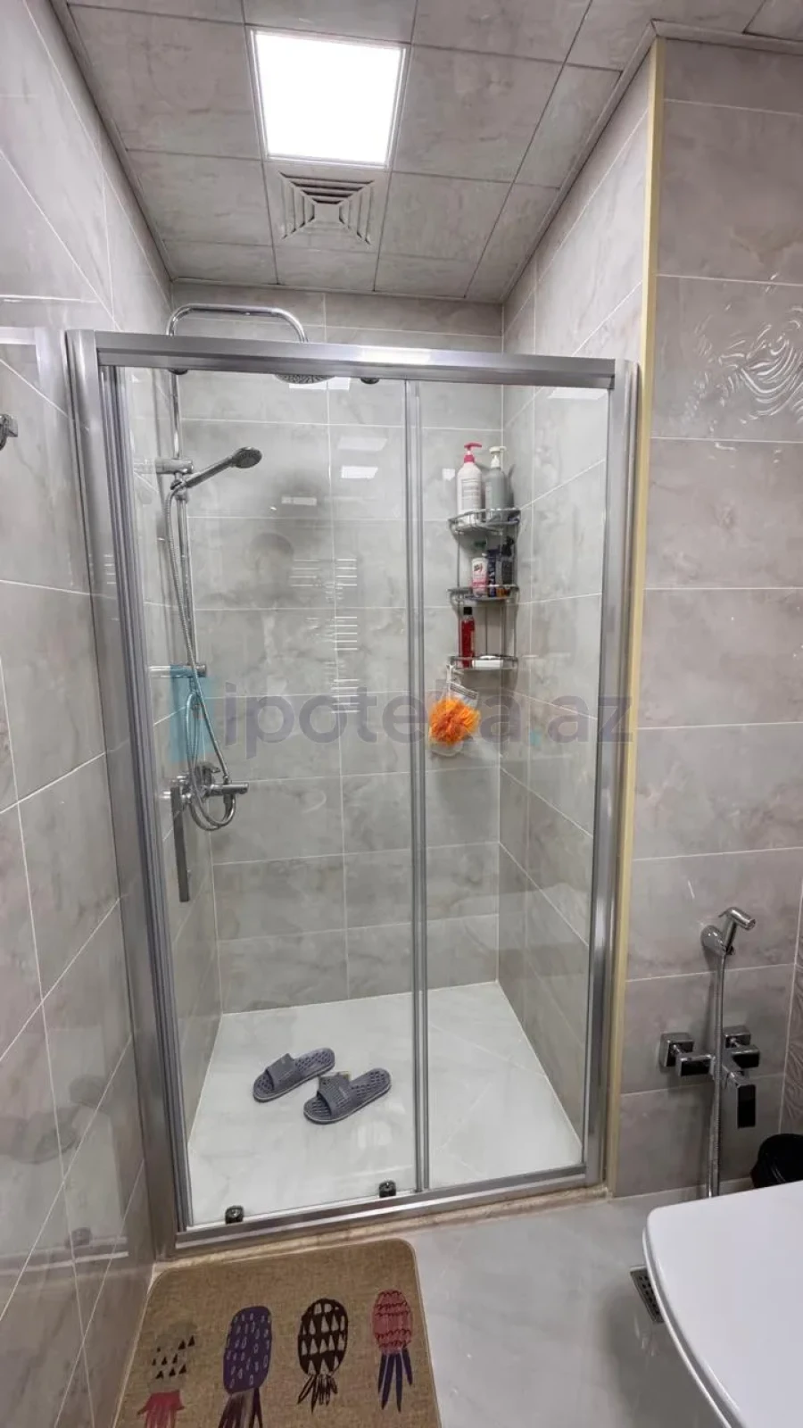 Satılır 3 otaqlı yeni tikili 70 m²