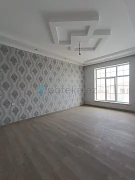 Satılır 6 otaqlı həyət evi 180 m²