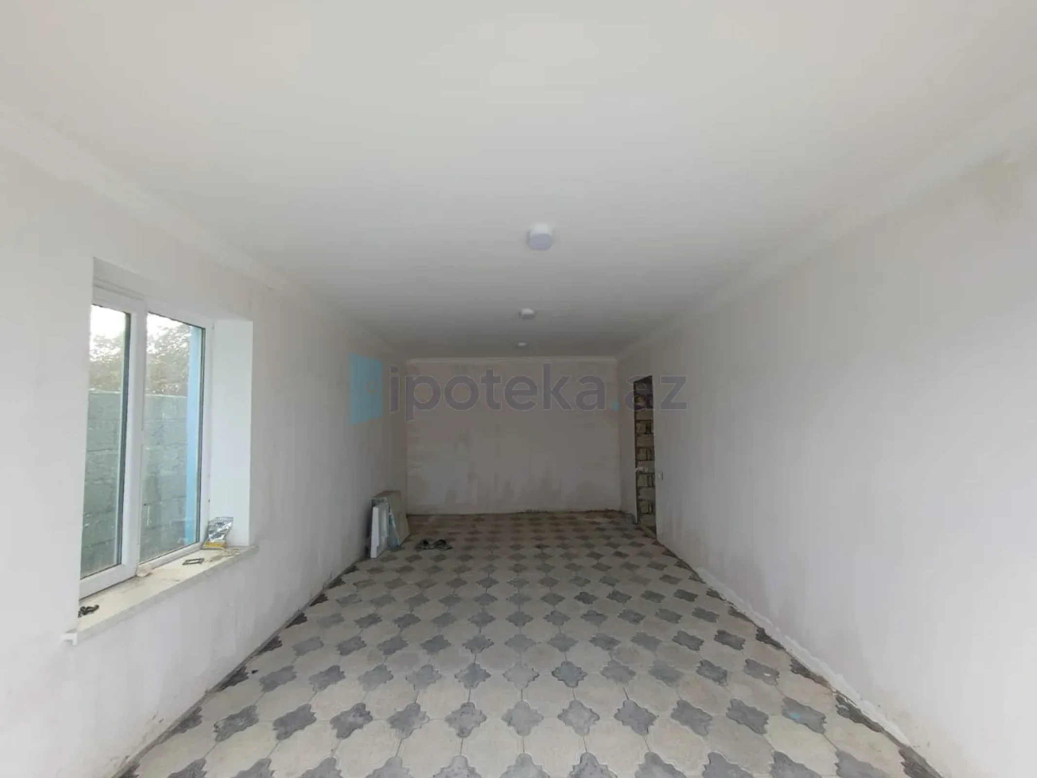 Satılır 6 otaqlı həyət evi 180 m²