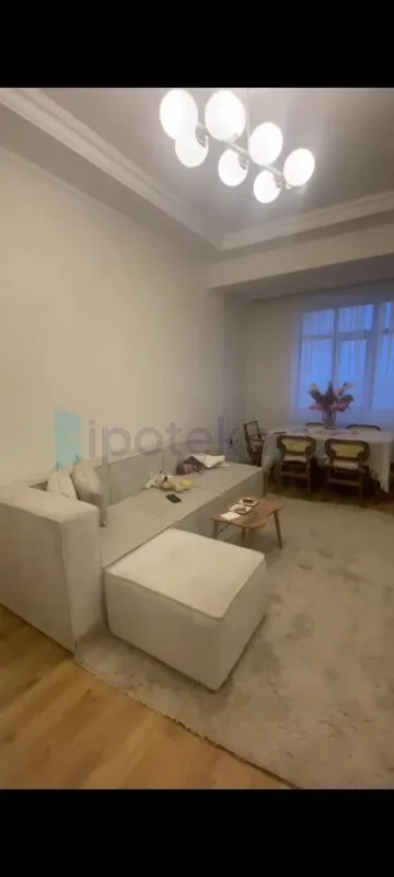 Satılır 2 otaqlı yeni tikili 58 m²