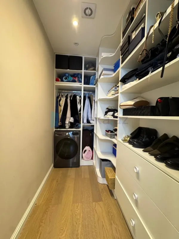 Satılır 3 otaqlı yeni tikili 86 m²