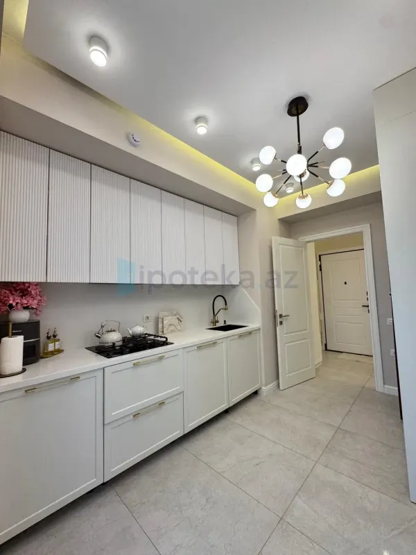 Satılır 3 otaqlı yeni tikili 86 m²