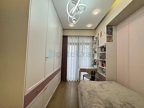 Satılır 3 otaqlı yeni tikili 86 m²