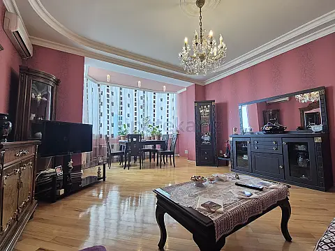 Satılır 4 otaqlı yeni tikili 140 m² — Bakı, Yasamal 4 otaq 140.00 m²