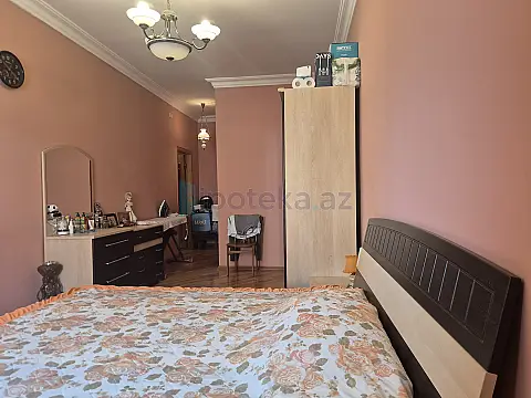 Satılır 4 otaqlı yeni tikili 140 m²