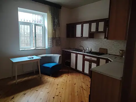 Satılır 4 otaqlı həyət evi 144 m²