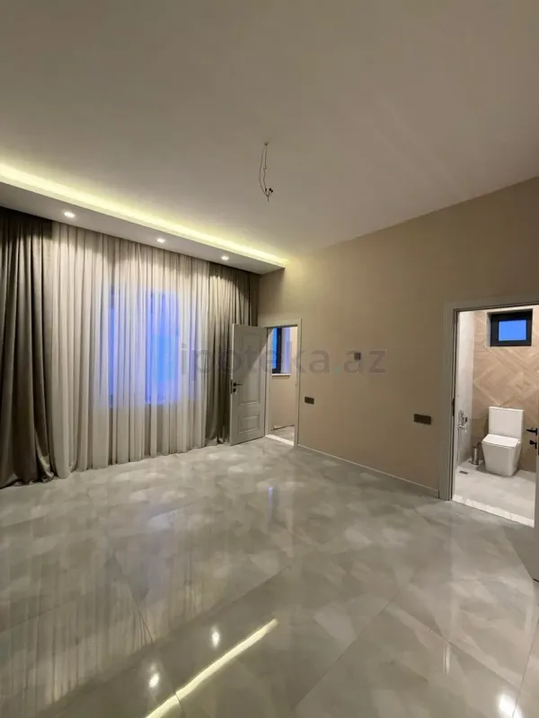 Satılır 4 otaqlı mənzil 175 m²