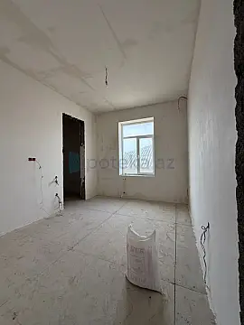 Satılır 10 otaqlı həyət evi 690 m²