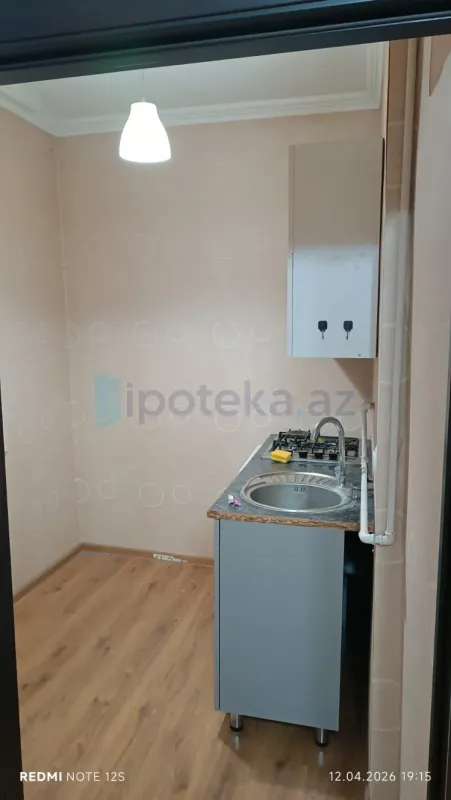 Satılır 1 otaqlı köhnə tikili 40 m²