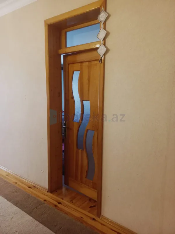 Satılır 4 otaqlı həyət evi 140 m²