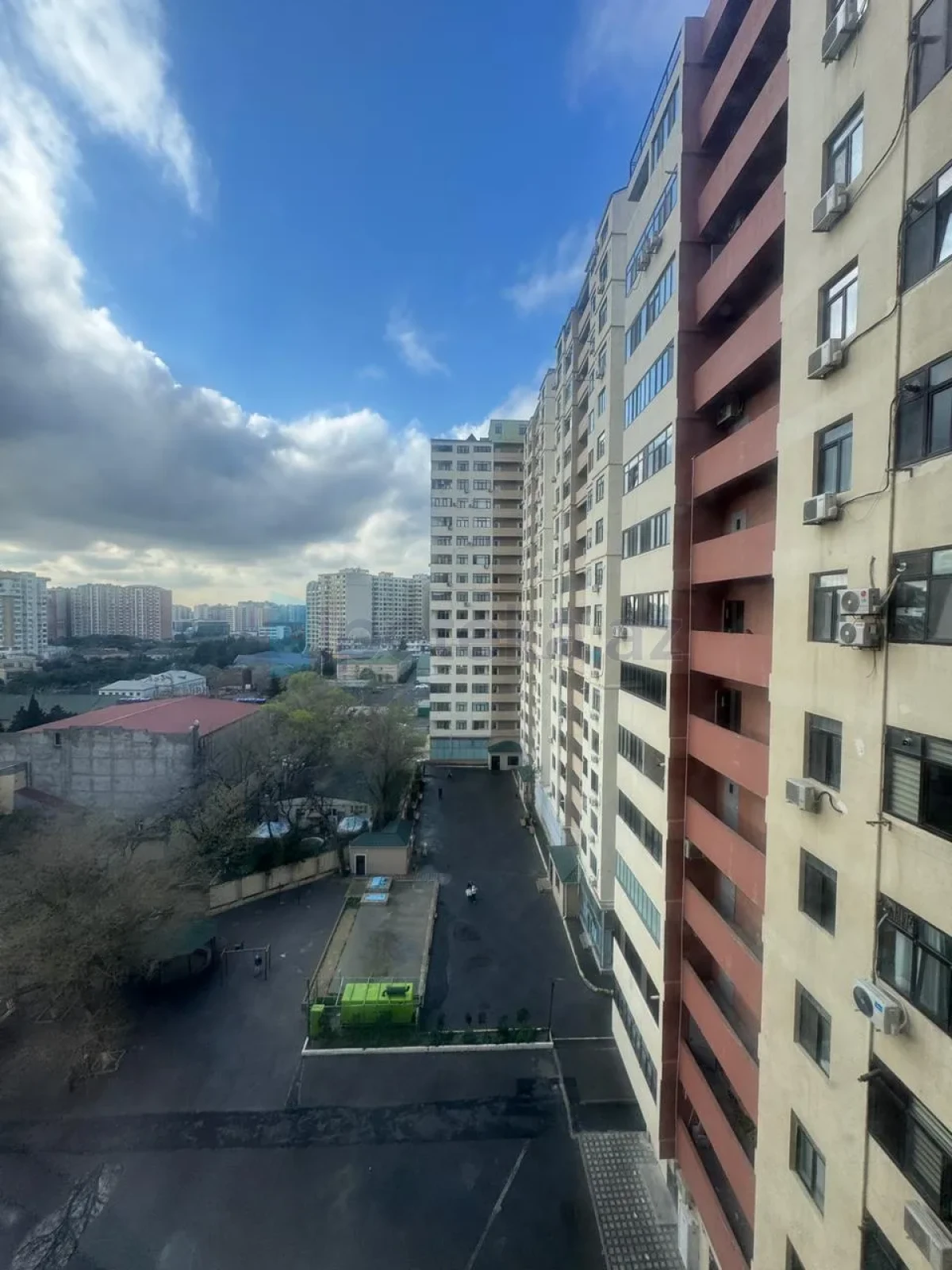 Satılır 2 otaqlı yeni tikili 62 m²