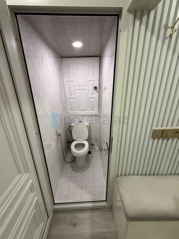 Satılır 2 otaqlı köhnə tikili 60 m²