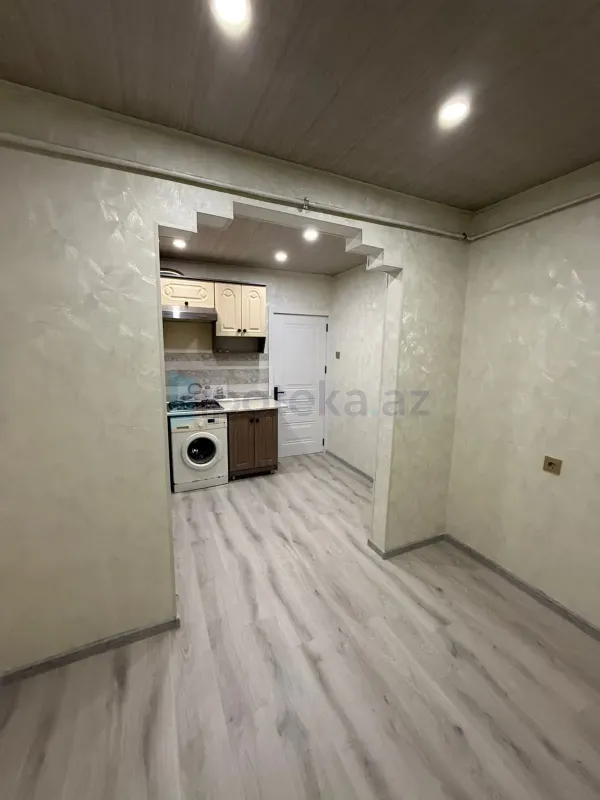 Satılır 2 otaqlı köhnə tikili 60 m²