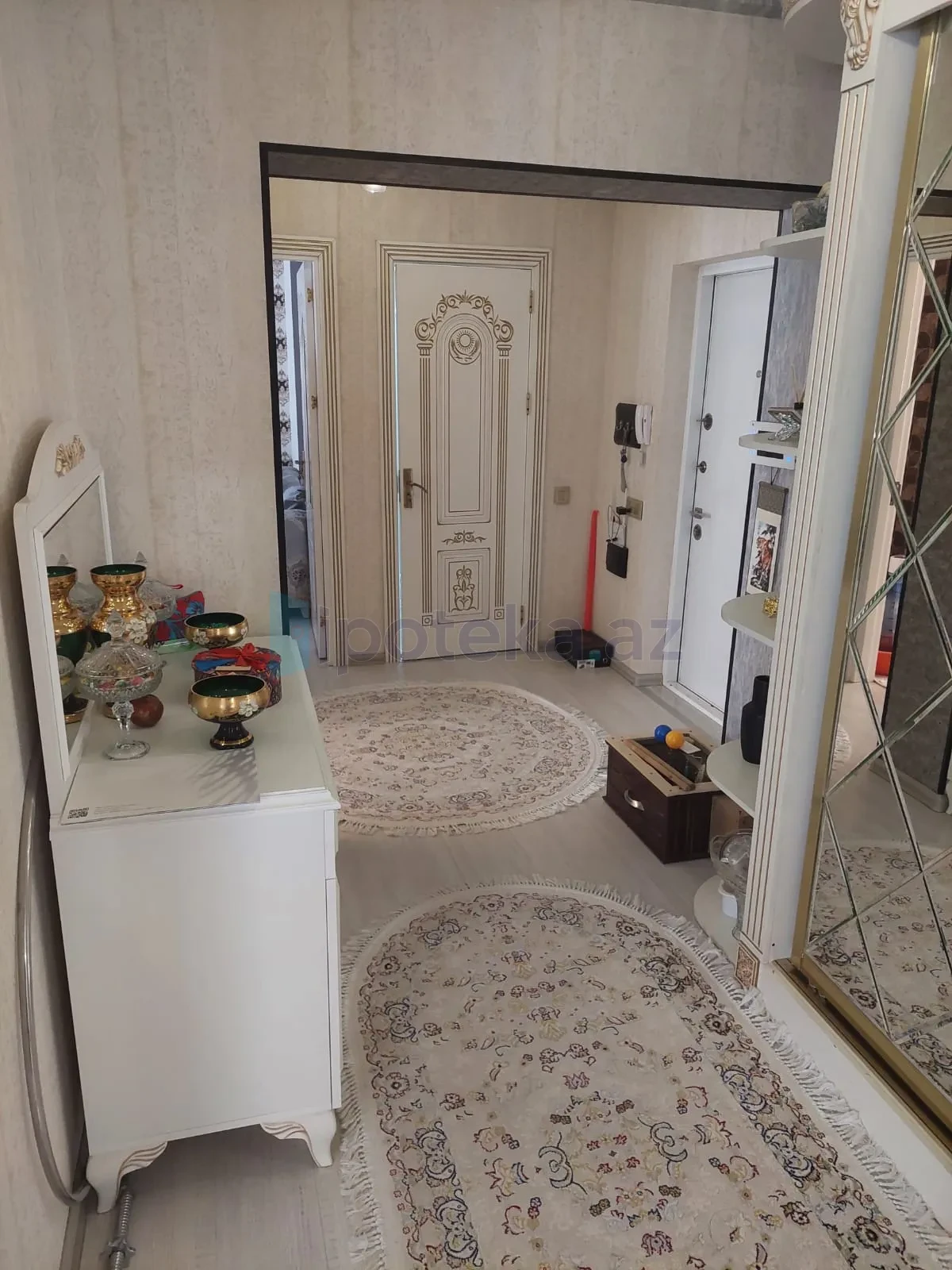 Satılır 4 otaqlı yeni tikili 96 m²
