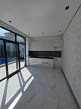 Satılır 5 otaqlı mənzil 280 m²