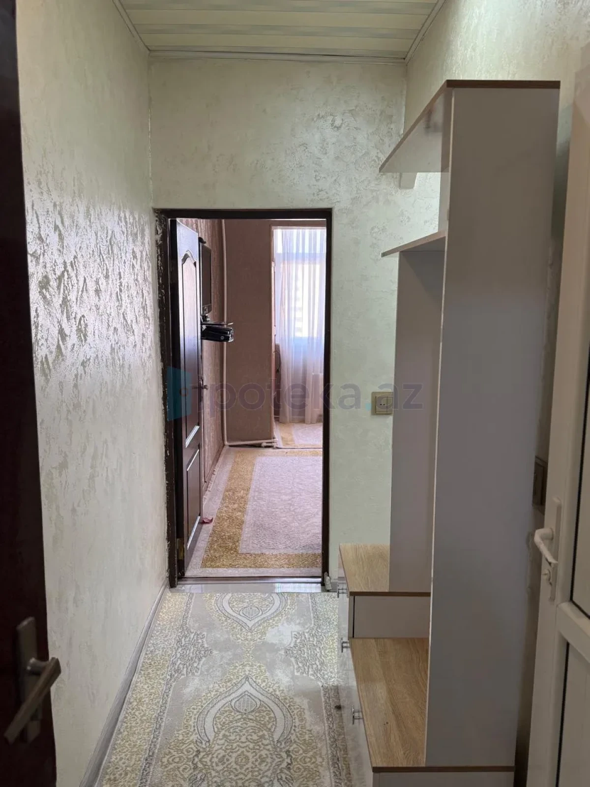 Satılır 1 otaqlı köhnə tikili 40 m²