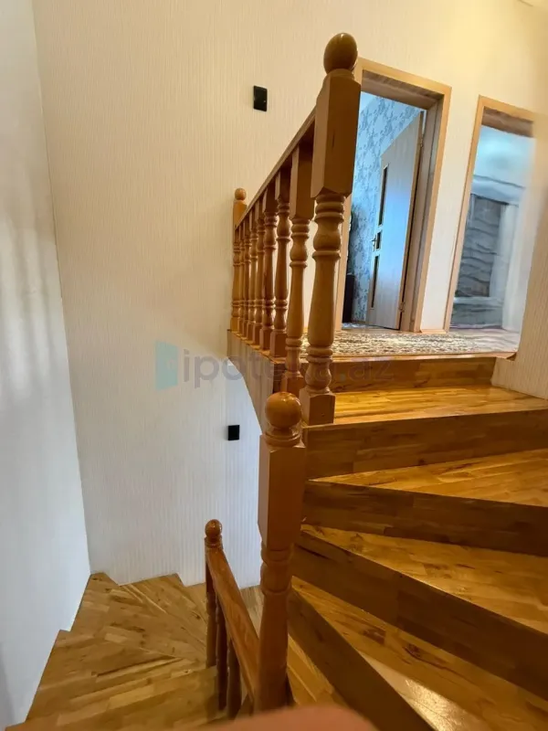 Satılır 4 otaqlı həyət evi 120 m²